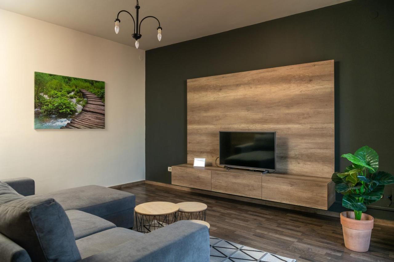 Amala Apartman Póla Kültér fotó