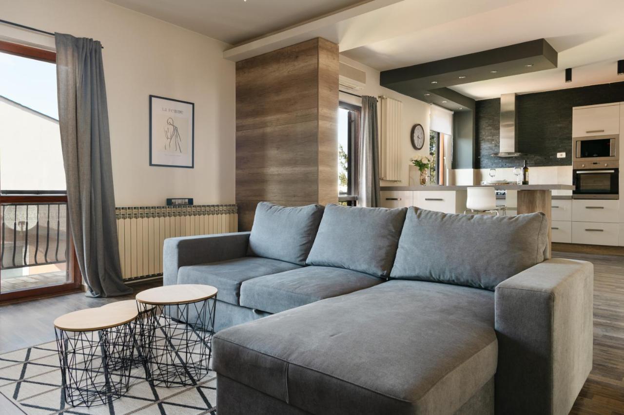 Amala Apartman Póla Kültér fotó
